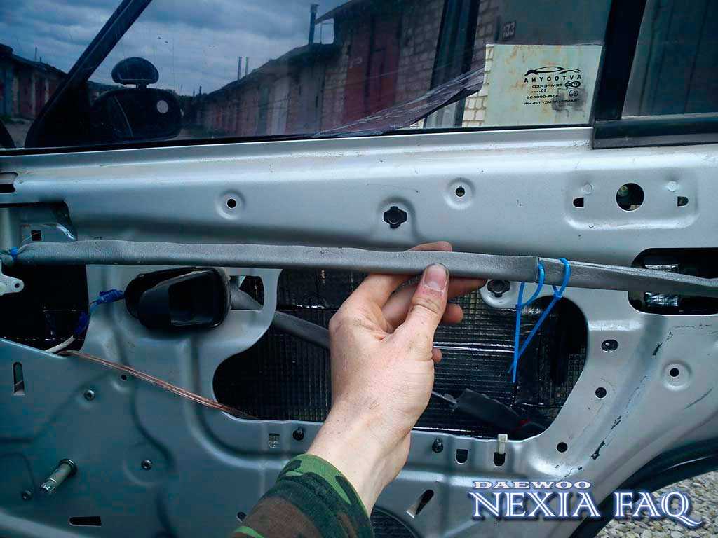 Ремонт дэу нексия : демонтаж и монтаж передних и задних дверей daewoo nexia