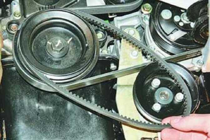 Проверка и замена ремня привода вспомогательных агрегатов и насоса гидроусилителя рулевого управления mitsubishi outlander xl 2007 - 2012