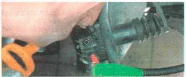 Ремонт дэу нексия : удаление воздуха из тормозного гидравлического привода daewoo nexia